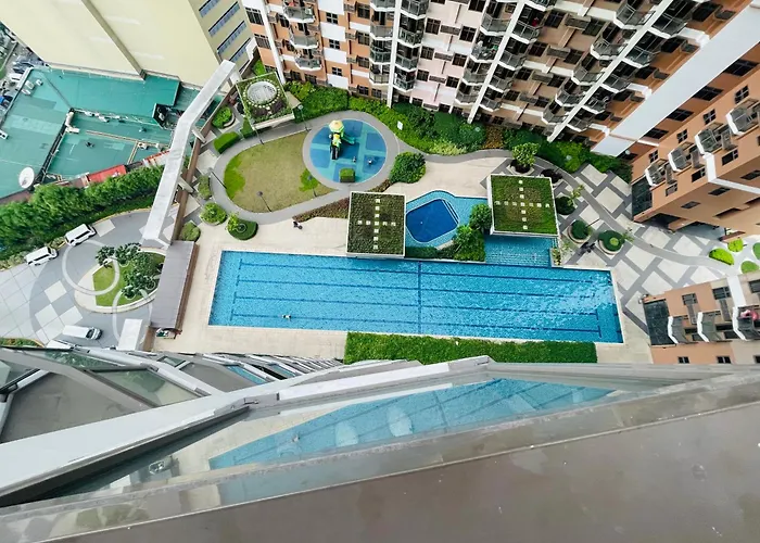Marias Near Bay Free Use Of Pool Apartment Manila